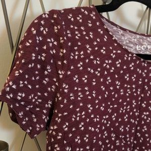 Knit LOFT short-sleeved, plum-colored top